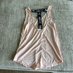 Nike Woman’s Top